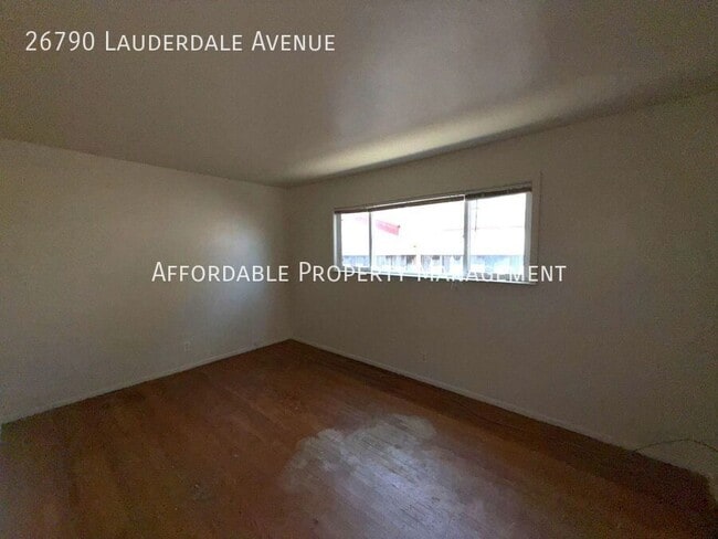 Building Photo - 26790 Lauderdale Ave