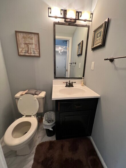 1/2 Bathroom (Also a full bath w/tub in unit) - 183 Livingston Pl