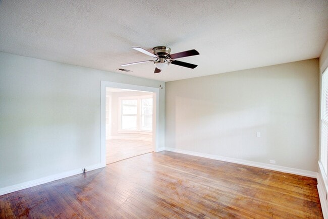 Building Photo - Coming Soon! Pet-Friendly 3BR Home with Large Backyard – Cleburne