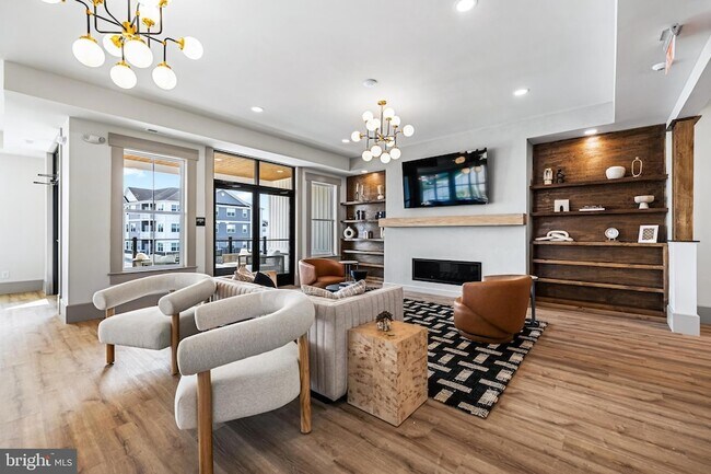 Building Photo - 1014 Admiral Ln