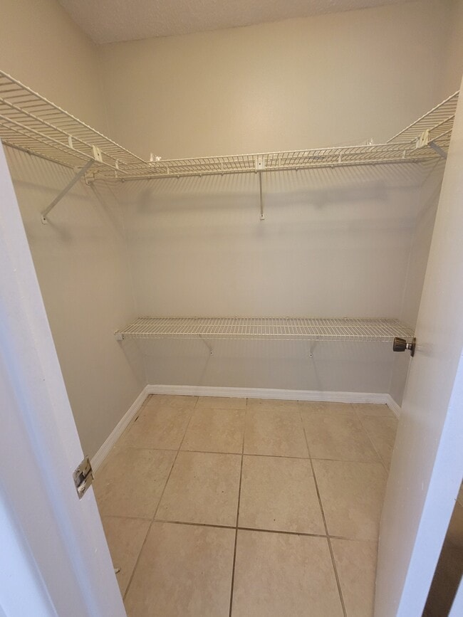 Building Photo - 8089 Omaha Cir