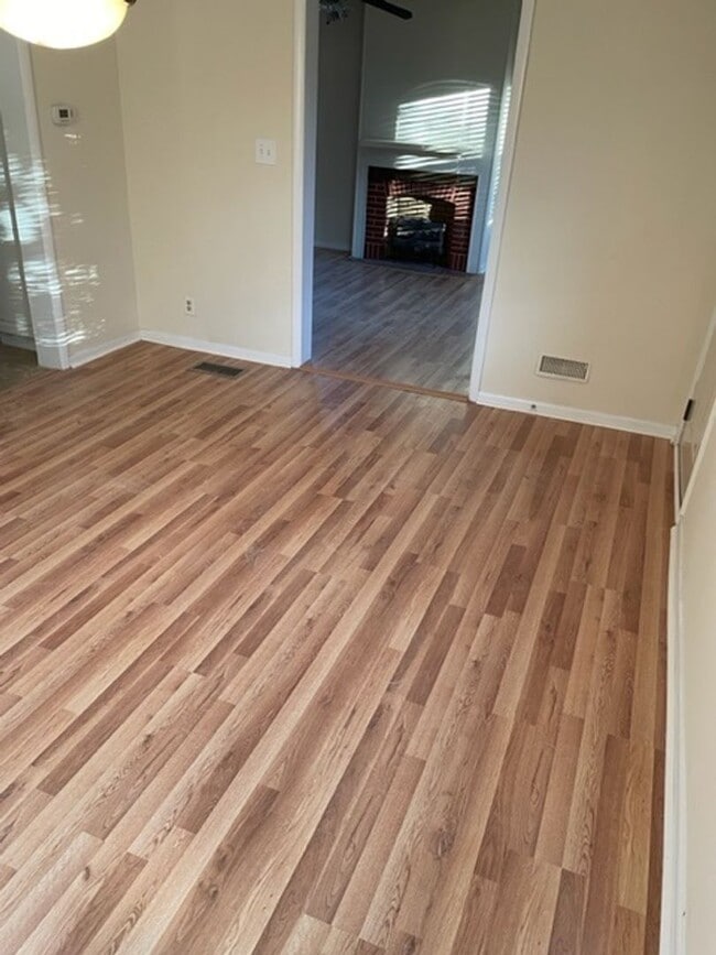 Building Photo - Charming Three-Bedroom Home in Cedmont!