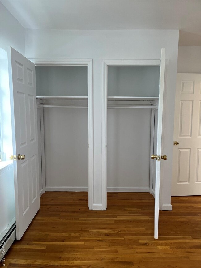 Building Photo - 82-81 88th Pl