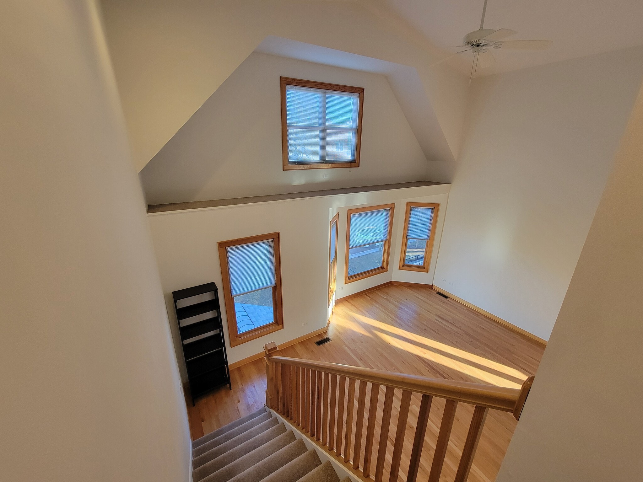 Staircase descending to living room - 2648 N Greenview Ave