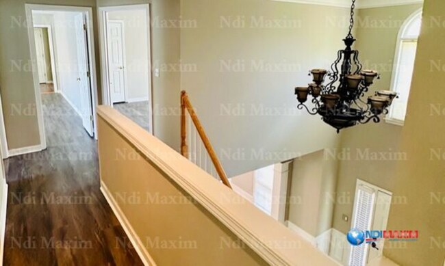 Building Photo - Beautiful house in the LAMBERT cluster in ...