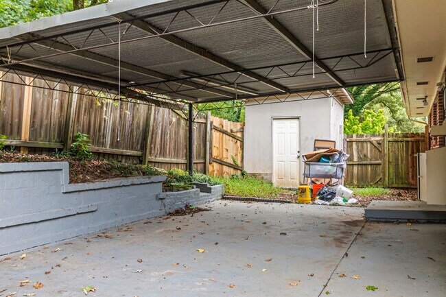 Building Photo - 2788 Lancaster Dr