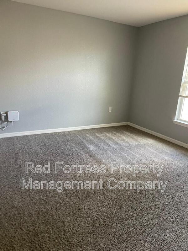 Building Photo - 3012 51st St W