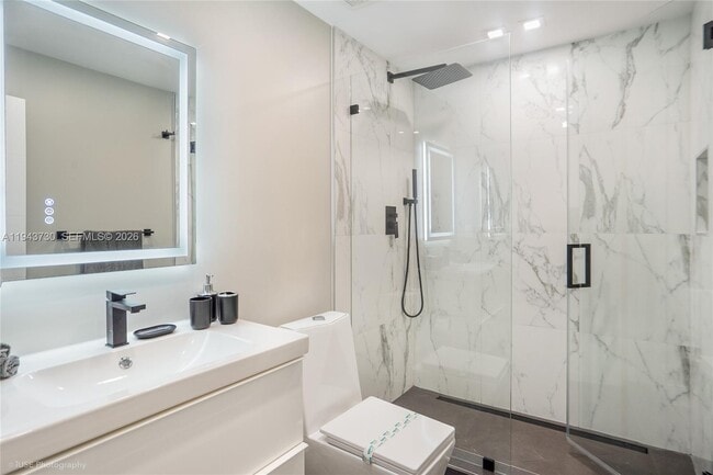 Building Photo - 1035 NW 48th St