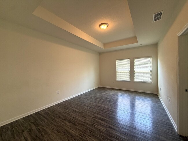 Building Photo - 316 Merlin Ct