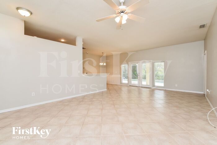 Building Photo - 18465 Tulip Rd