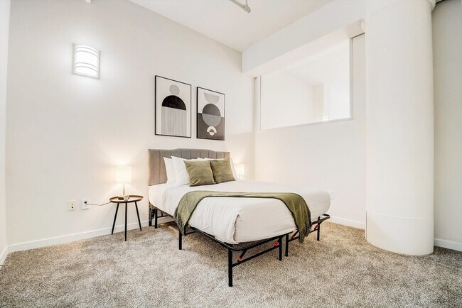 Building Photo - 50 N Illinois St