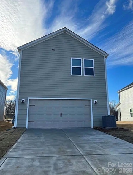 Building Photo - 826 Windage Wy