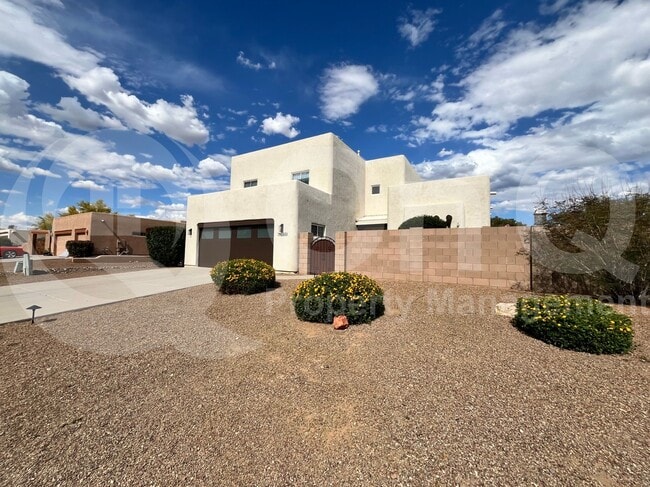 Building Photo - 9202 N Camino del Fierro