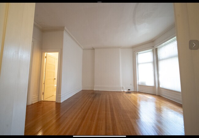 Building Photo - 1386 S 3rd St