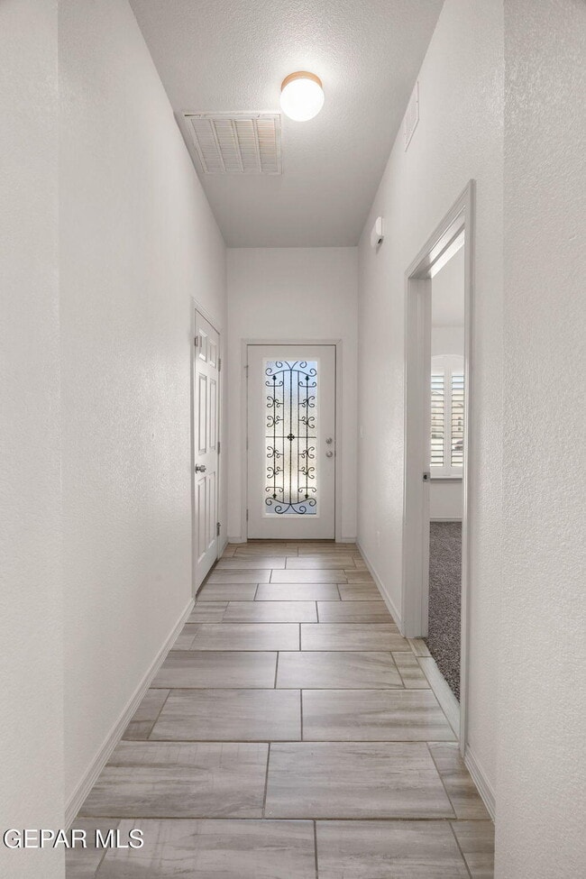 Building Photo - 13932 Sky Harbor Ave