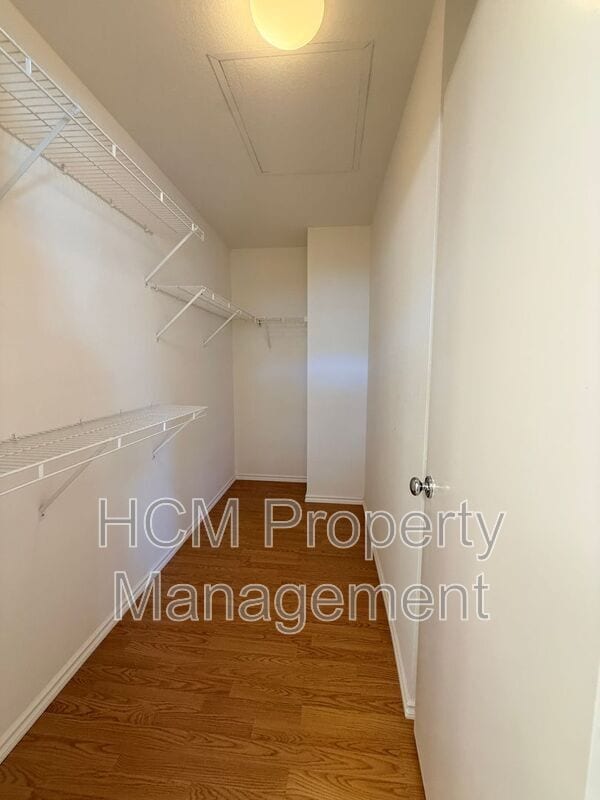 Building Photo - 22 Carlsbad Ln