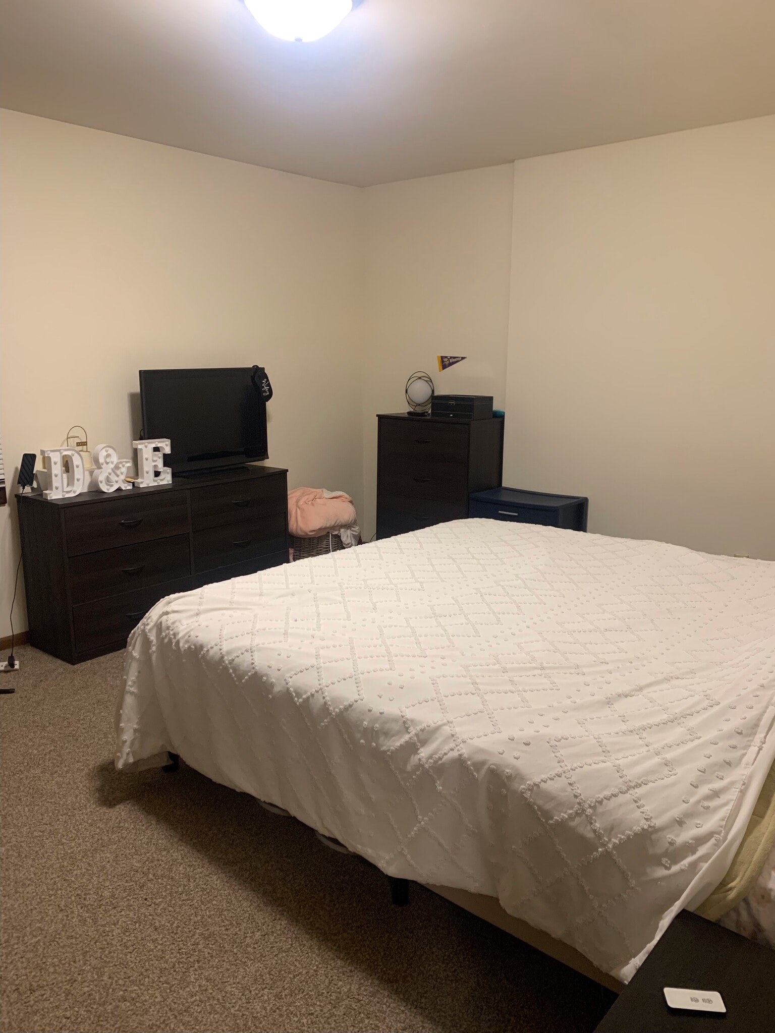 Building Photo - 912 W MacArthur Ave