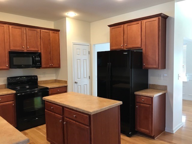 Building Photo - 10339 Samuels Way Dr