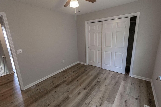 Building Photo - 1412 N Frideriki Dr