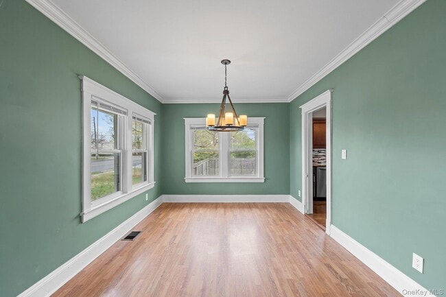 Building Photo - 218 Islip Blvd