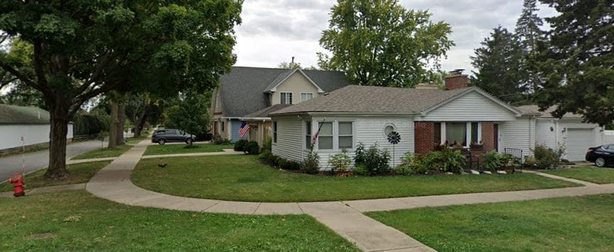 Building Photo - 587 Princeton St