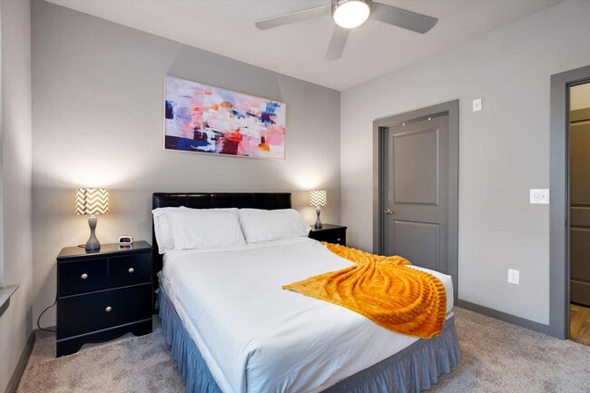 Building Photo - 7224 Staffordshire Blvd