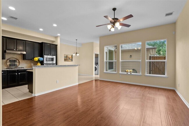 Building Photo - 9254 Solvista Pass Ln