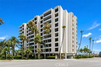 Building Photo - 601 Lido Park Dr