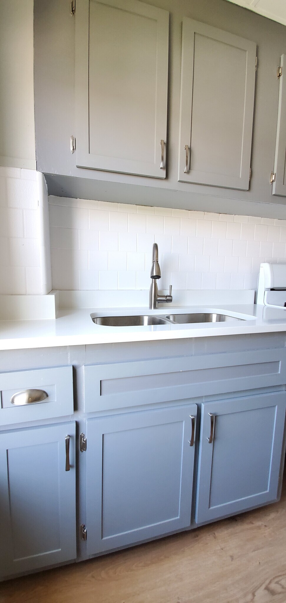 #3 Galley Kitchen Right View - 1124 Bedford St