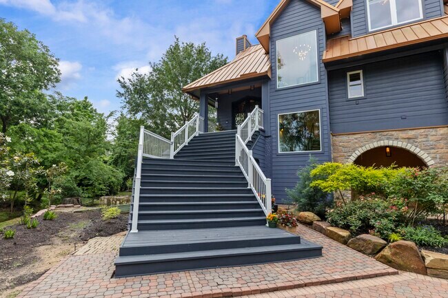 Primary Photo - 14335 Hillshire Dr