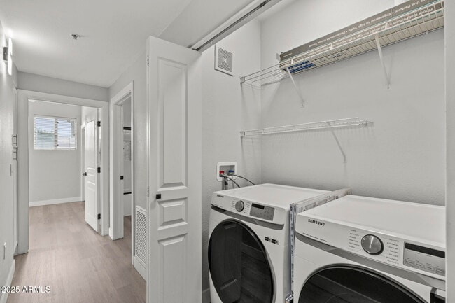 Building Photo - 11680 E Sahuaro Dr