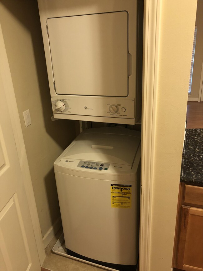 Primary Photo - 2750 Mcknight Crossing Ct