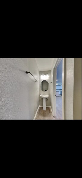 Building Photo - 349 Hunslet Cir