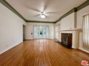 Building Photo - 860 S Berendo St