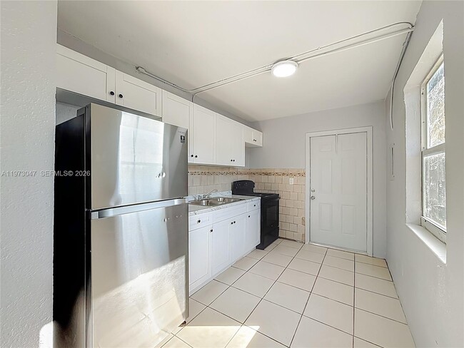 Building Photo - 2408 NW 8th St