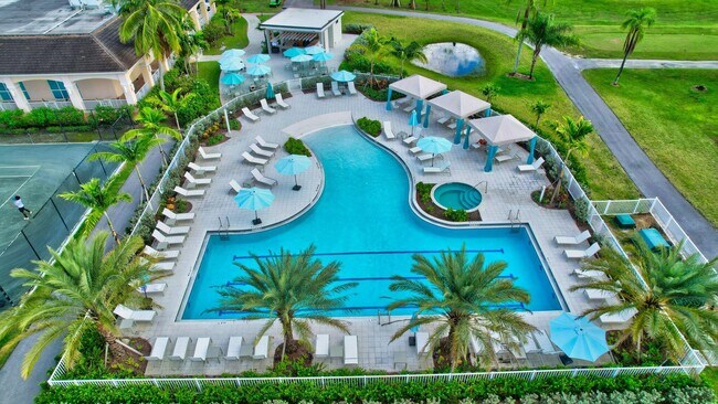 Building Photo - 5279 Fountains Dr S