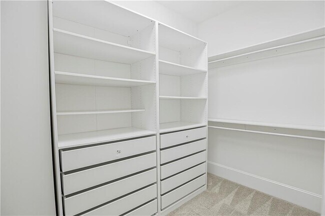 Building Photo - 1296 Lenox Park Blvd NE