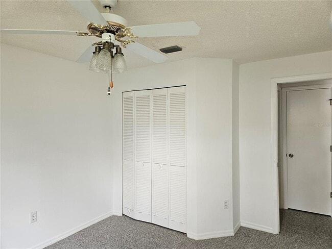 Building Photo - 2405 New Haven Cir