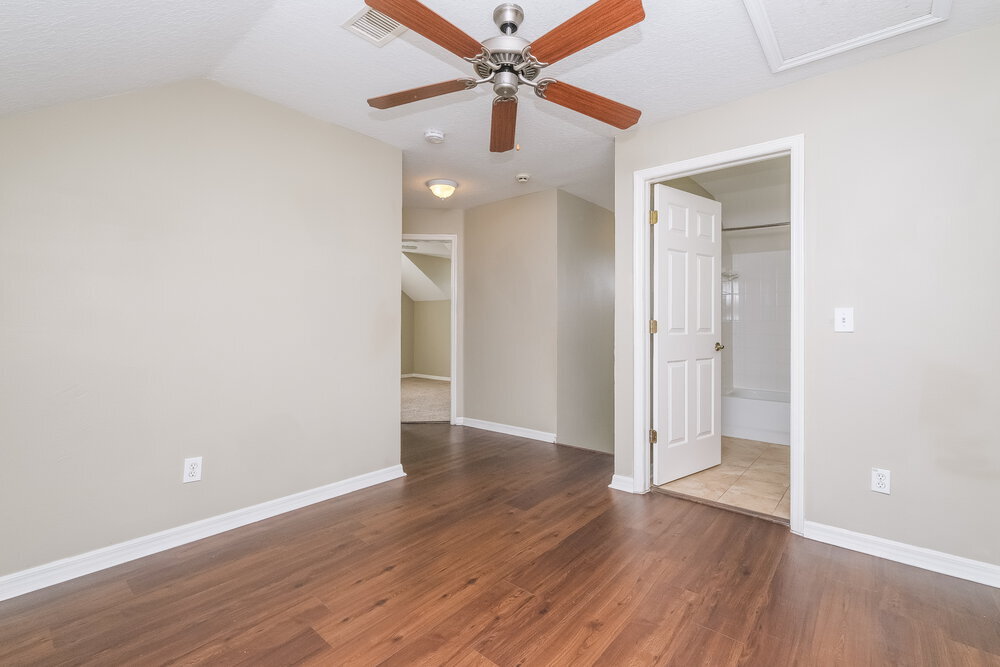 Building Photo - 3002 Summer Cruise Dr