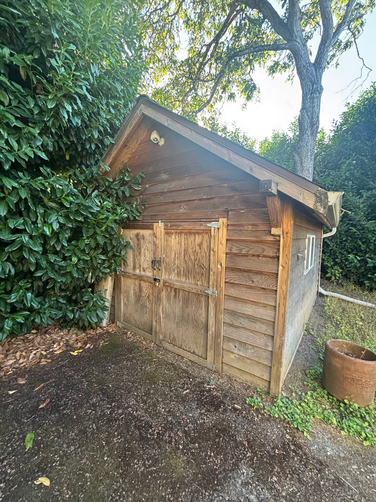 Building Photo - 8015 N John Ave