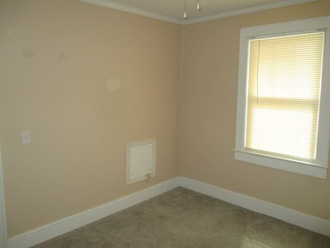 Building Photo - 1591 NC-24