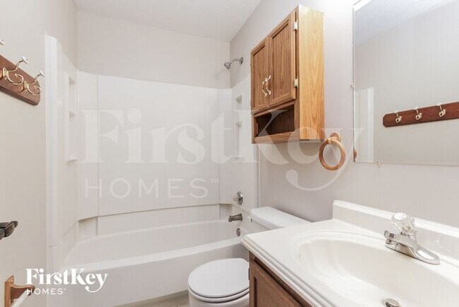 Building Photo - 4412 Tucson Dr
