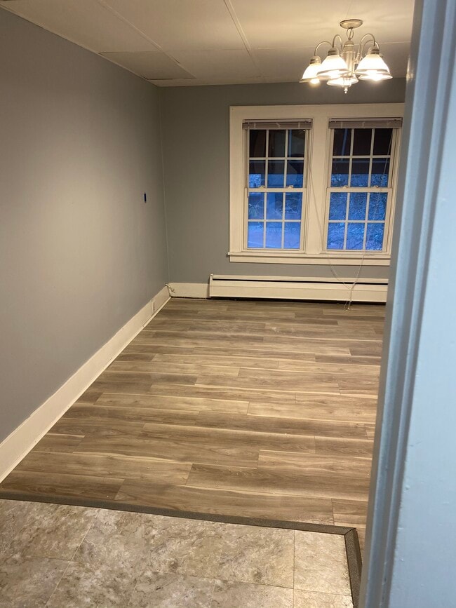 Living Room pic 1 - 102 W Main St