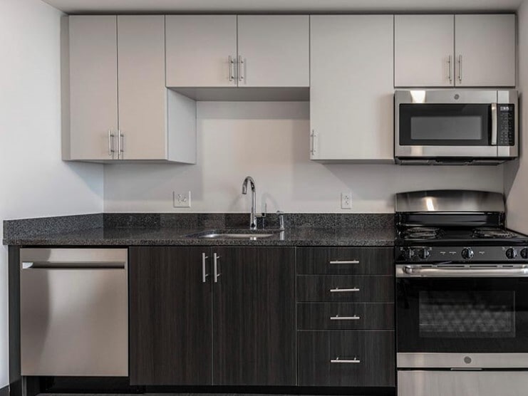 Building Photo - Lightview