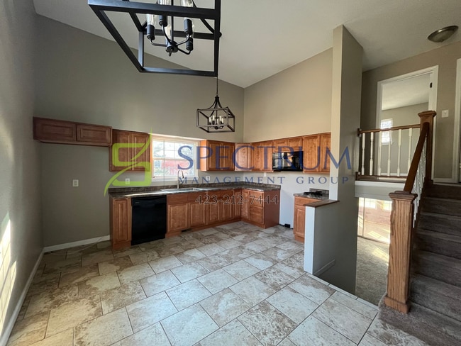 Building Photo - 3 Bedroom 2.5 Bath Single Family Home