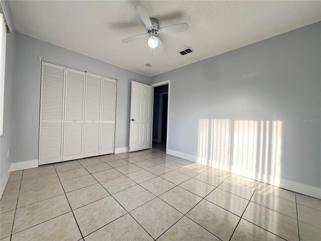 Building Photo - 11340 Cardiff Dr