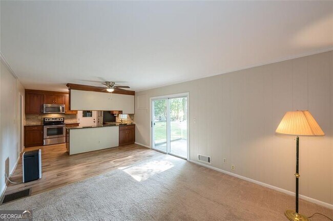 Building Photo - 4044 Forrestal Dr