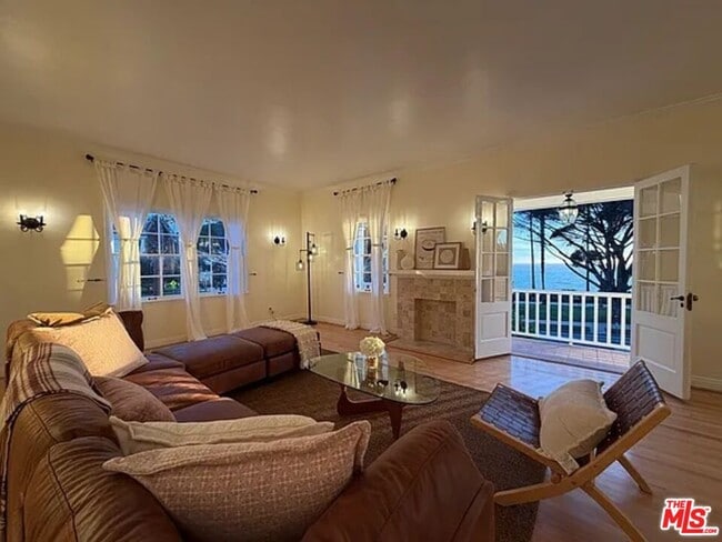 Building Photo - 849 Ocean Ave