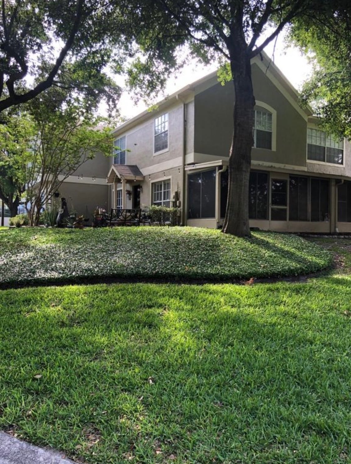 Building Photo - 2879 Thaxton Dr