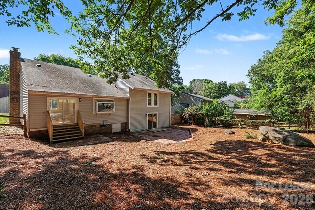 Building Photo - 9606 Fairway Ridge Rd
